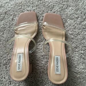 Steve Madden Tan Cream Heels Elegant Design